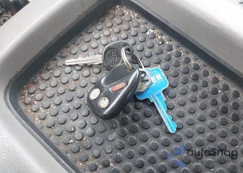 2006 Chevrolet Silverado 1500 Lt2 from USA, damaged, VIN 2GCEK19B161110658